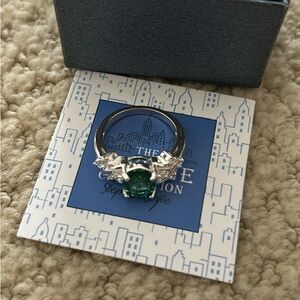 Skyline Collection ring - emerald and silver